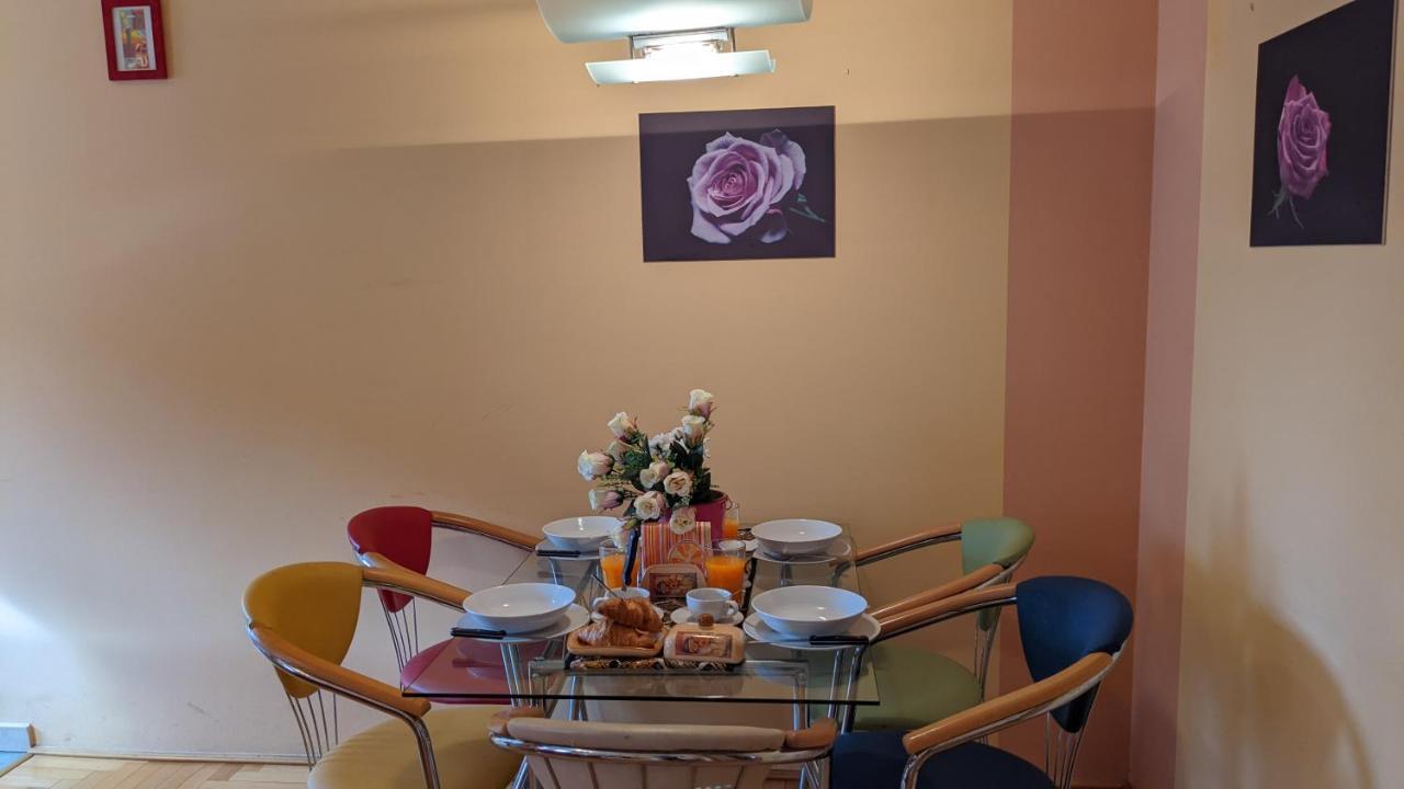 Skytop Modern Condo In Heart Of Downtown Βουδαπέστη Εξωτερικό φωτογραφία
